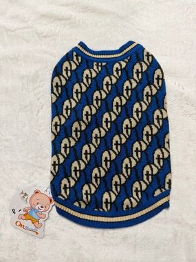 On The Roll Pet Cardigan Sweater for Dogs Size Small (6-9.5 lbs)